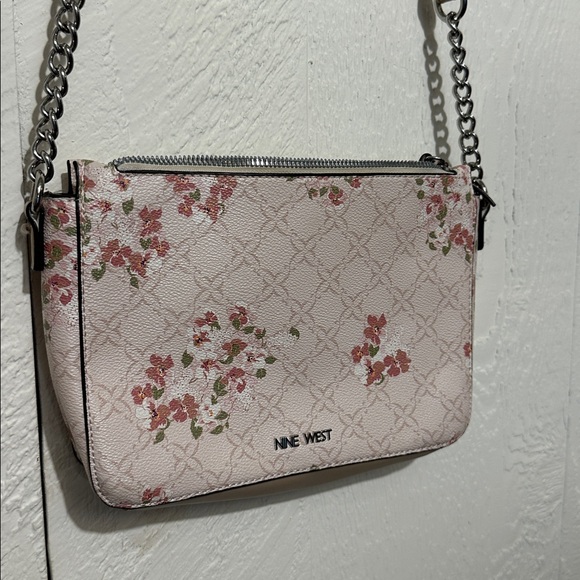 Nine West Pink Floral Crossbody Bag - Picture 4 of 4